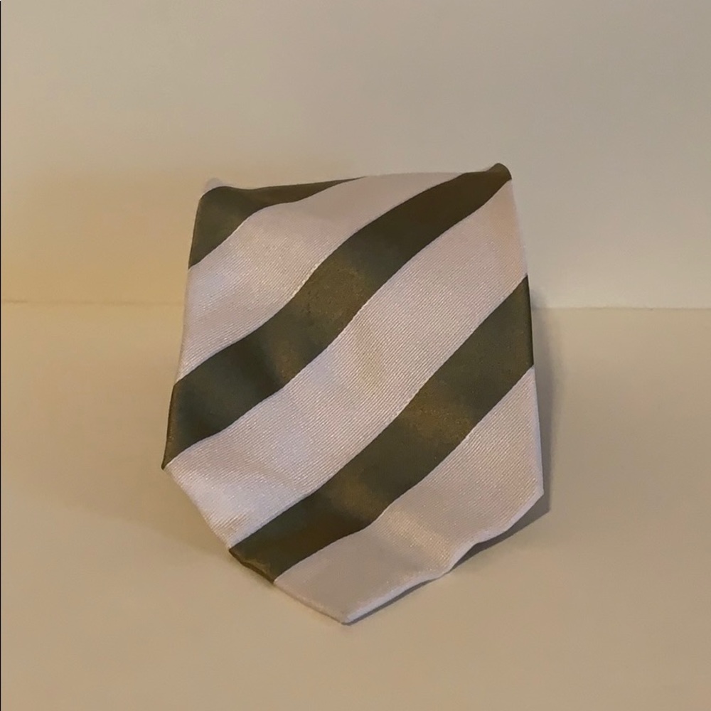 Vesuvio Napoli Men’s Stripped 100% Silk Necktie